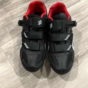 Peloton shoes size 46!